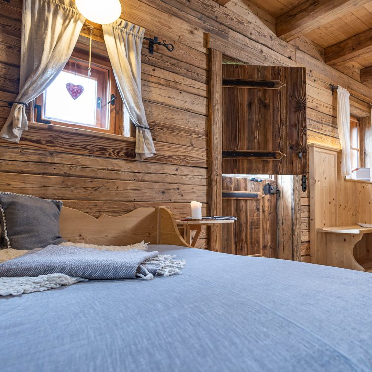 Daybed bei offener Türe