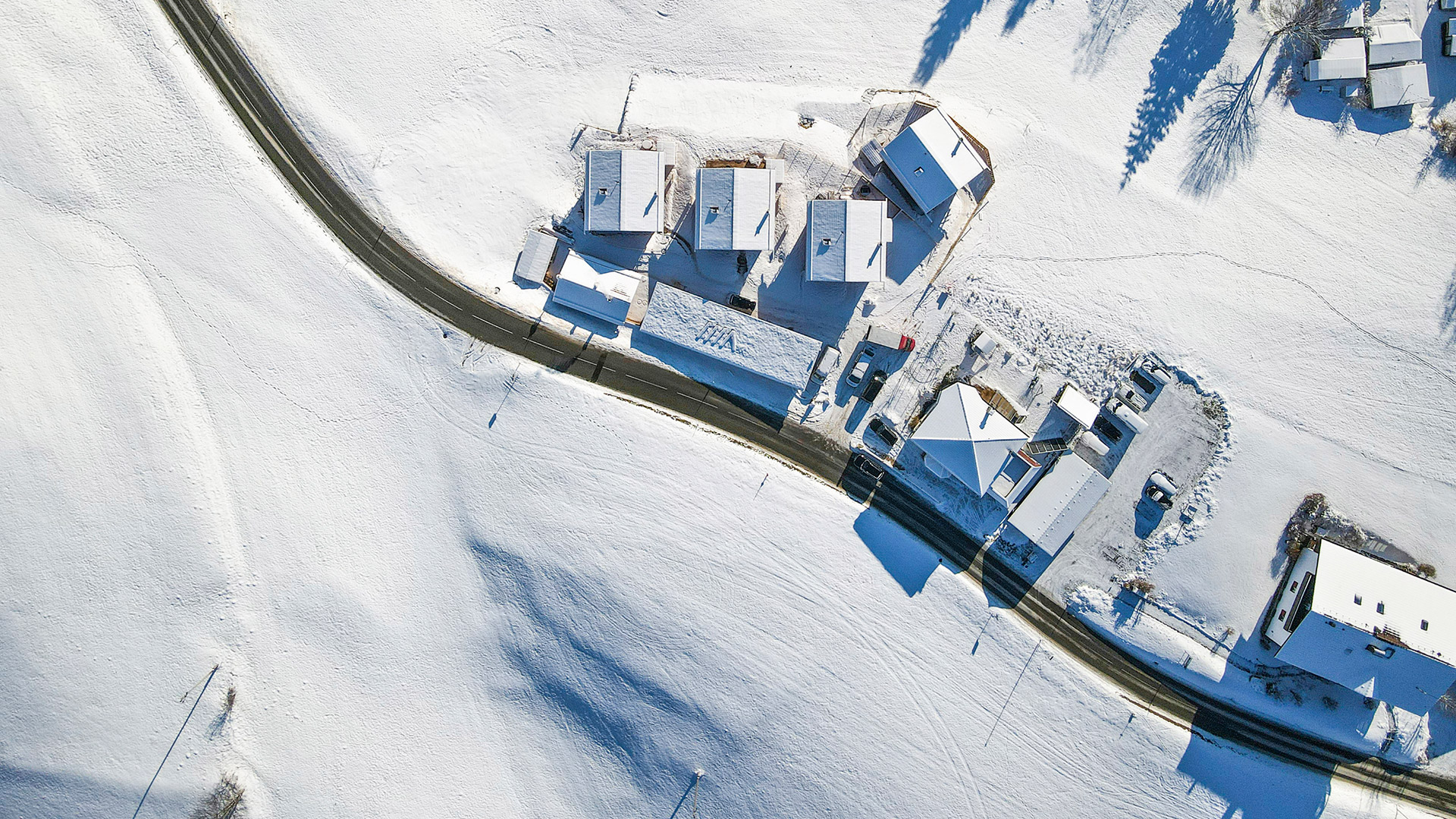 Vogelperspektive Schrofen Chalets im Winter
